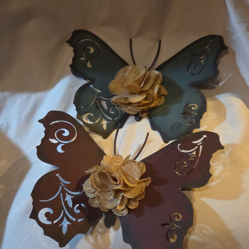 Butterflies Elegant Butterfly Wall Decor Set - Brown and Green. Metal